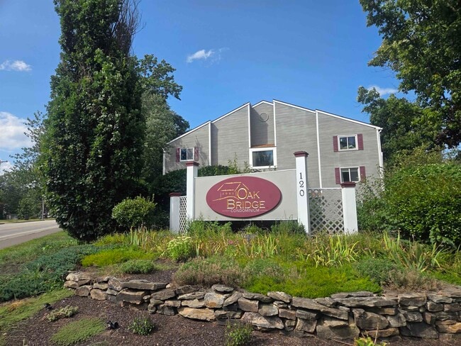 Building Photo - 120 Fisherville Rd Unit 174