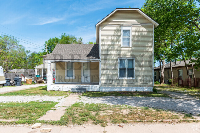 Building Photo - 826 W Mentor St Rental