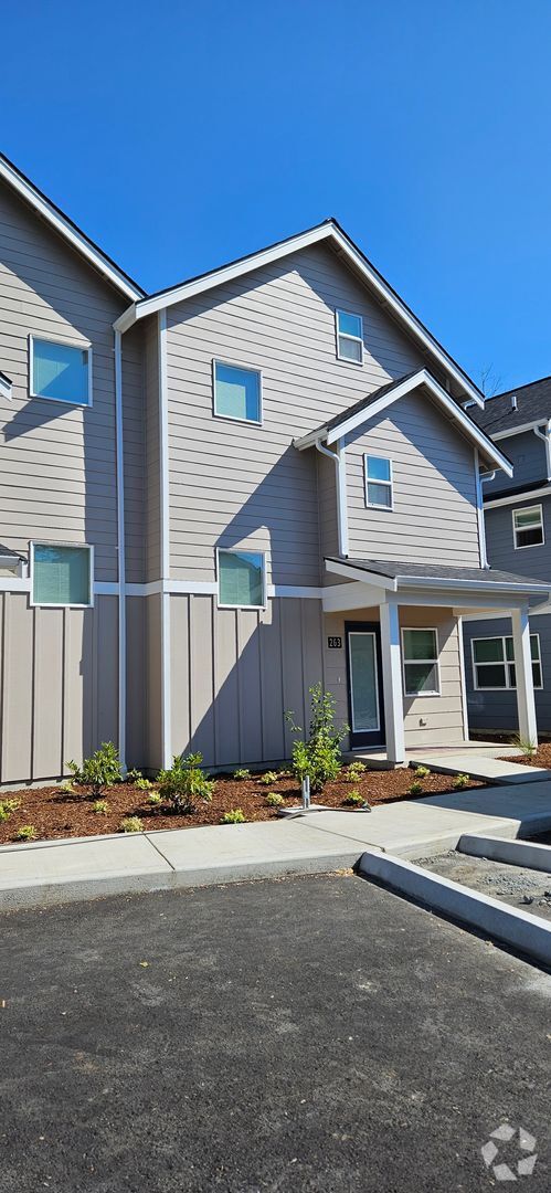 Building Photo - Discover Your Perfect Home at Tull Road To... Unit 246