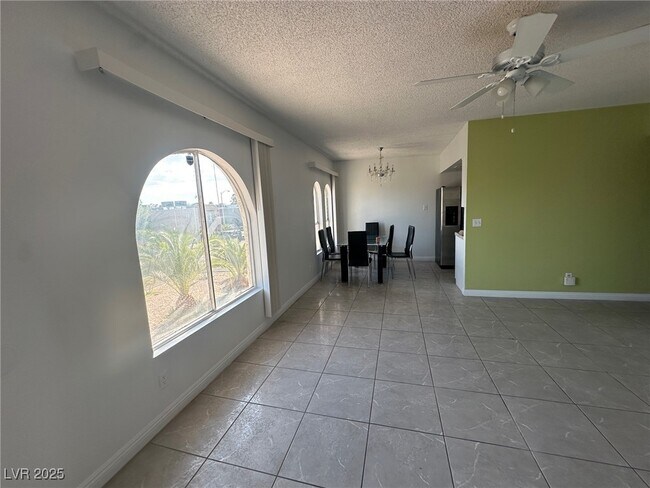 Photo - 1364 Pattee Cir