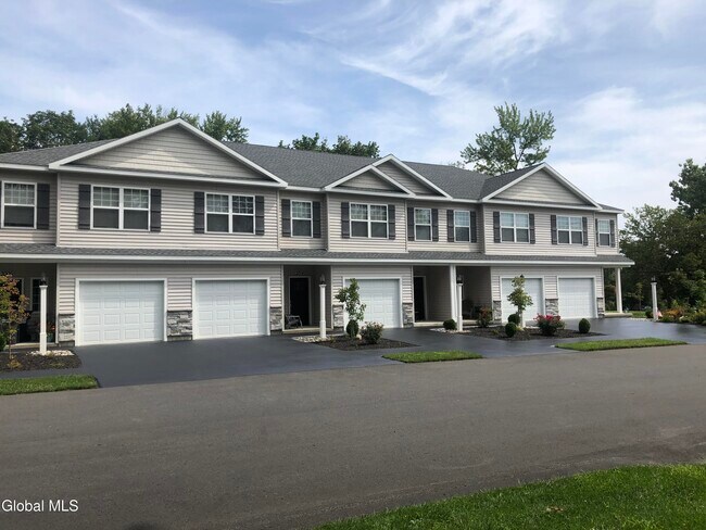 Photo - 2011 Rdg Mnr Ct