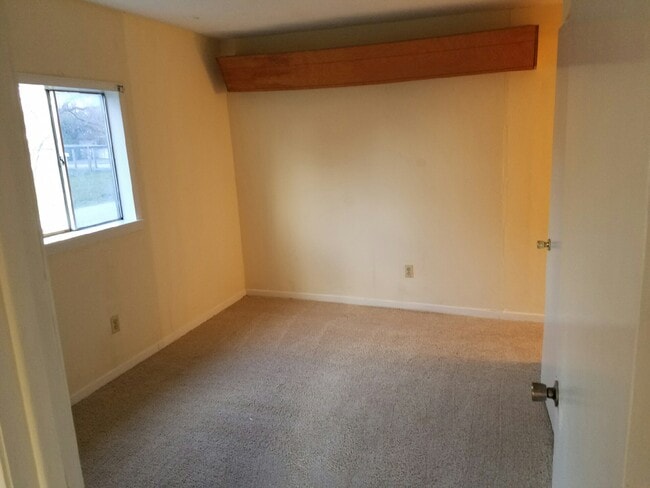 Photo - 519 Ferguson St