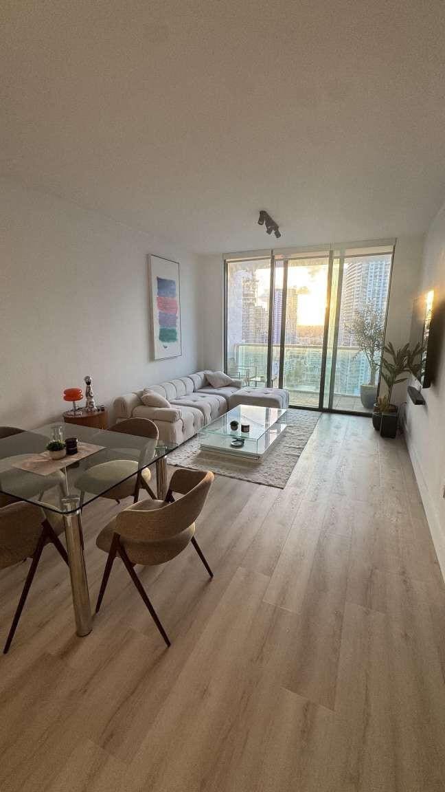 Photo - 31 SE 5th St Unit 3309