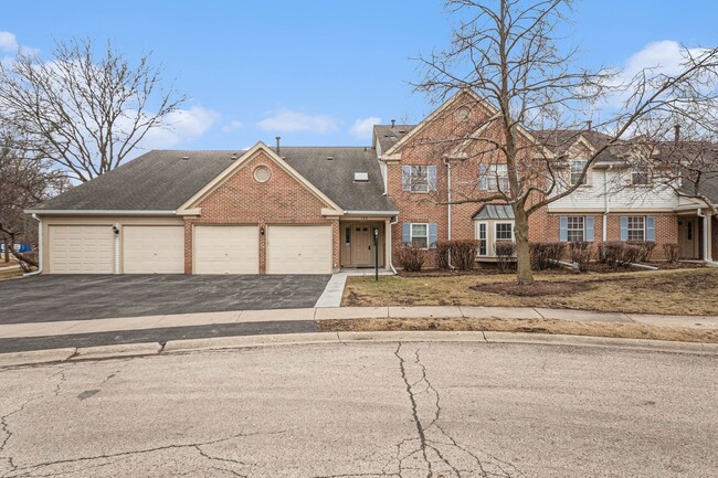 Building Photo - 120 Stirling Ln Unit Z1