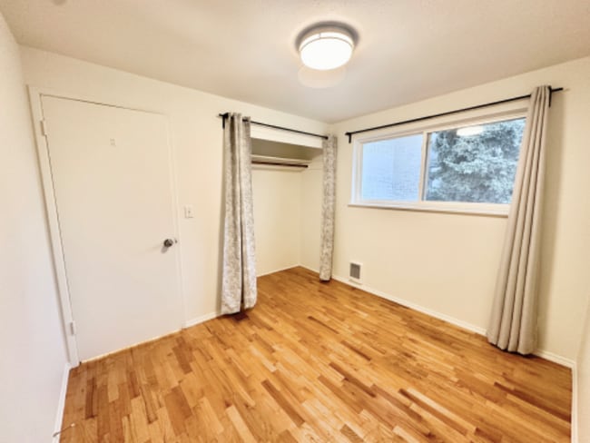 Photo - 5101 Ravenna Ave NE Unit 5