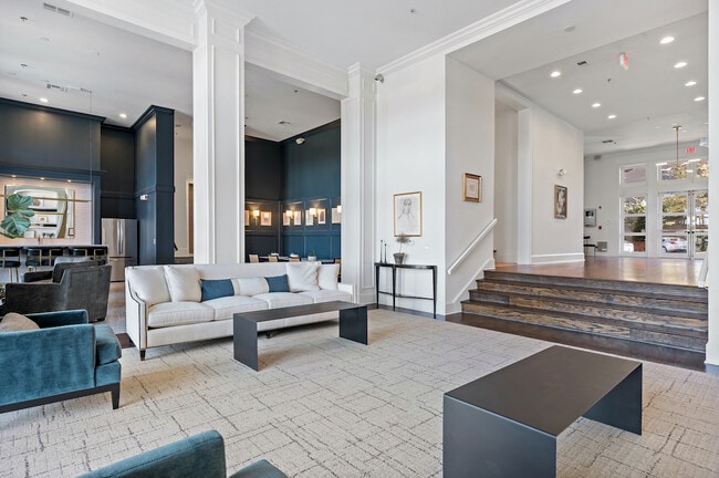 Building Photo - The Hill at Eastbury Rental