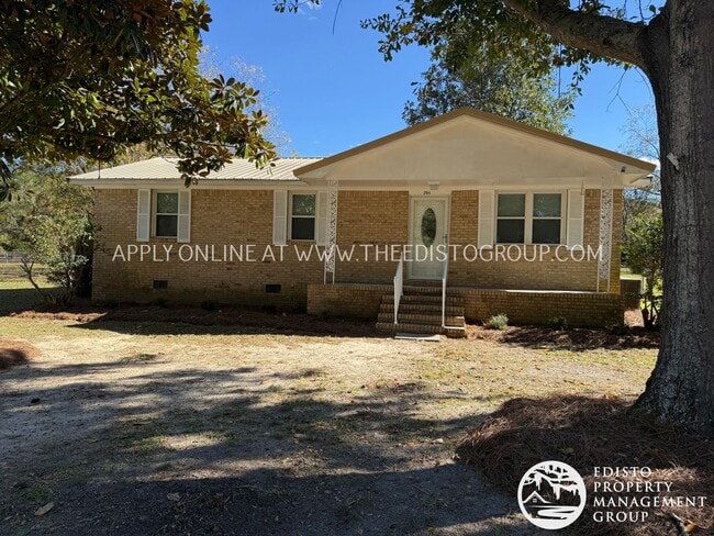 Photo - 3BR / 1.5BA Home in Quiet Orangeburg Neigh...