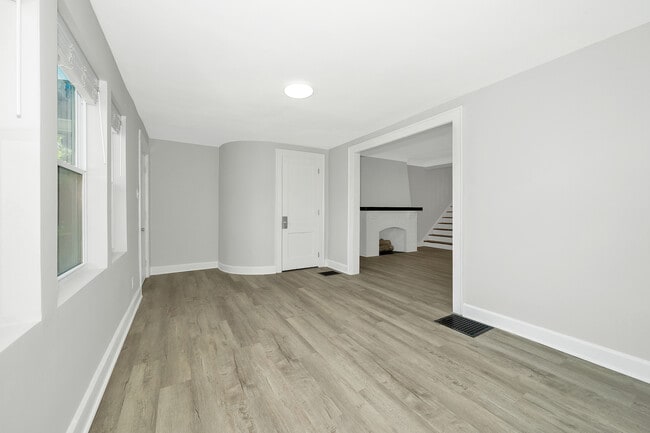 Photo - 3343 Carrollton Ave