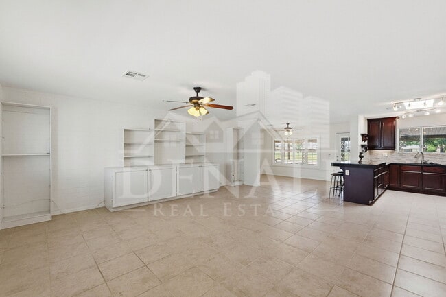 Photo - 10747 W Hope Dr