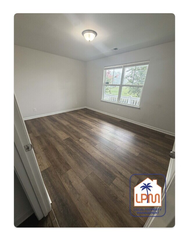 Photo - 3-Bedroom, 2 Full Baths in Ridgeland – 1,679 Sq. Ft. of Cozy Living!