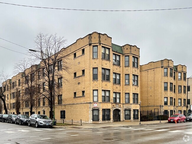 Building Photo - 1540 N Kedzie Ave Unit M5 Rental