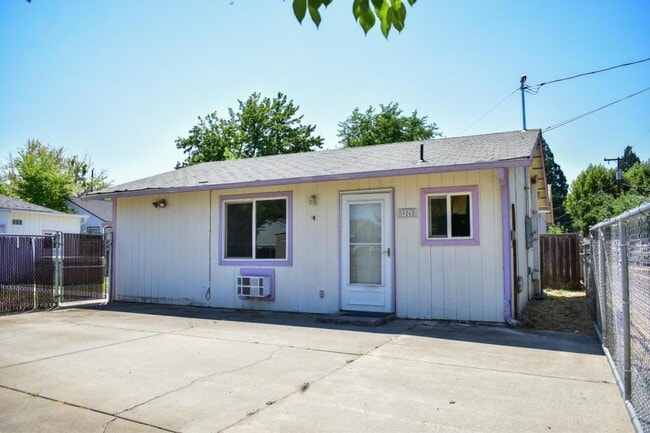 Building Photo - 926 Mount Pitt Ave Rental