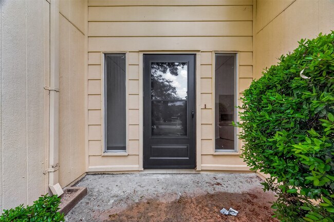 Photo - 16738 Quail Briar Dr