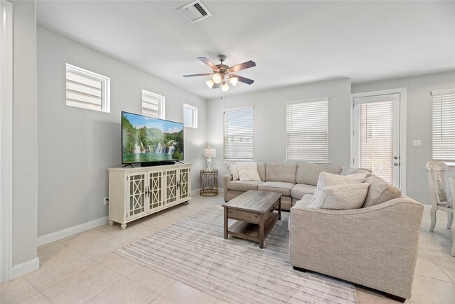 Photo - 3104 Planters Peak Dr