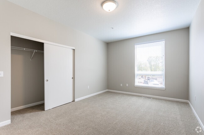 Independence Landing Apartments