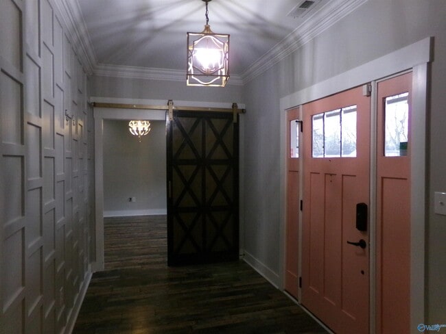 Photo - 505 Oshaughnessy Ave NE