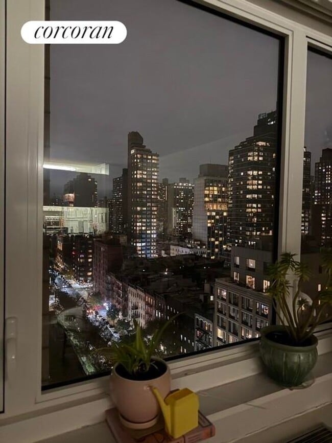 Photo - 205 E 95th St