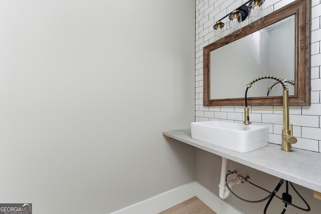 Photo - 1409 Northwest Dr NW Unit 2