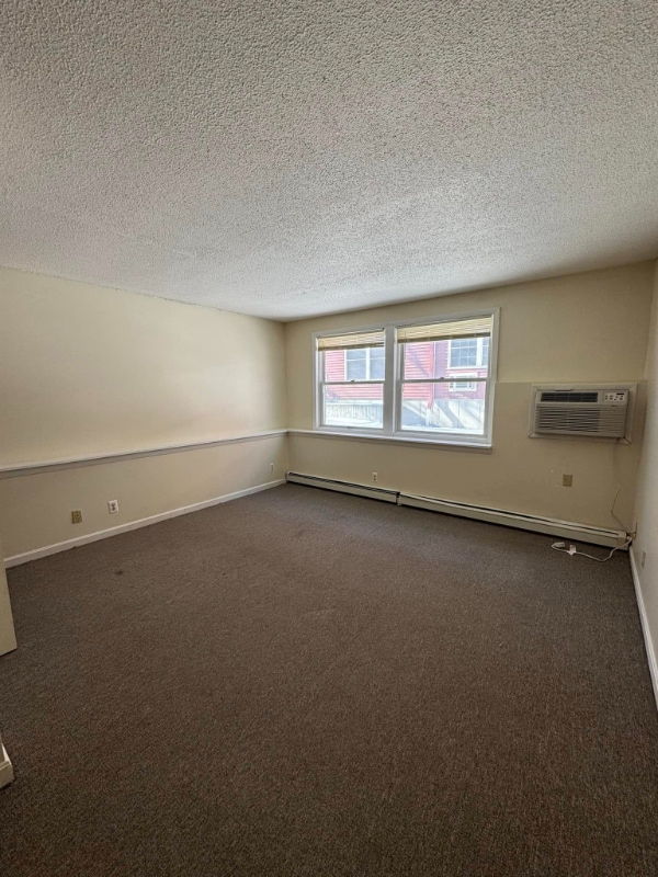 Photo - 241 Pearl St