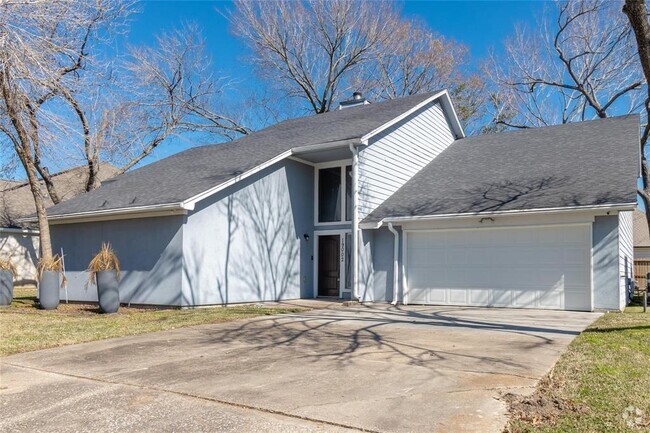 Building Photo - 19002 Walden Forest Dr Rental