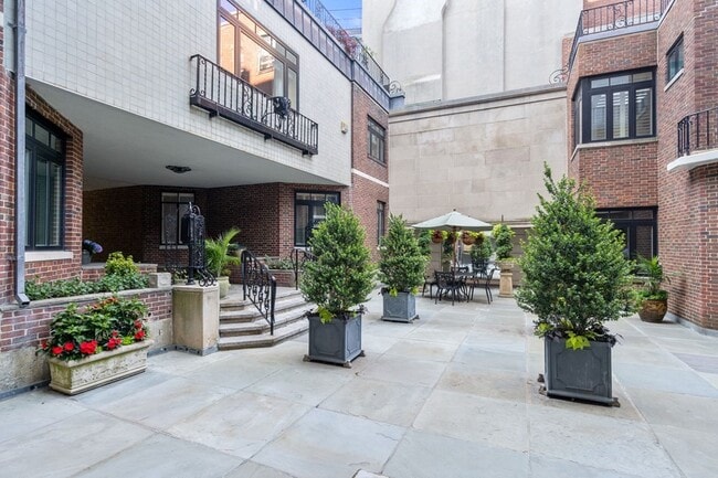 Photo - 270 Beacon St Unit G