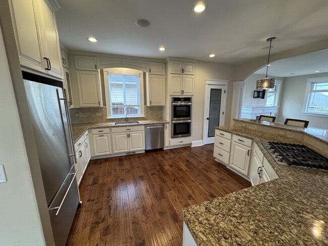 Photo - Milwaukie 4-Bedroom Home on Corner Lot, Sp...