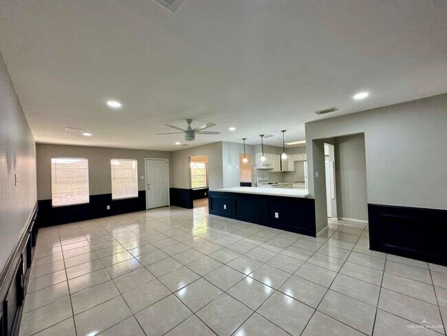 Photo - 29 W Dallas Ave