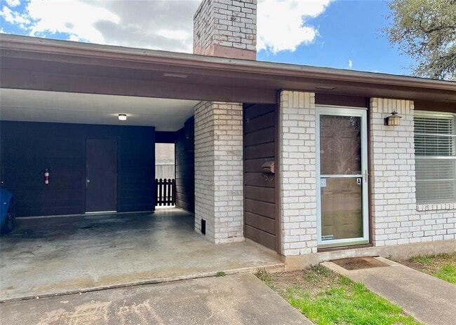 Photo - 1907 Rabb Rd