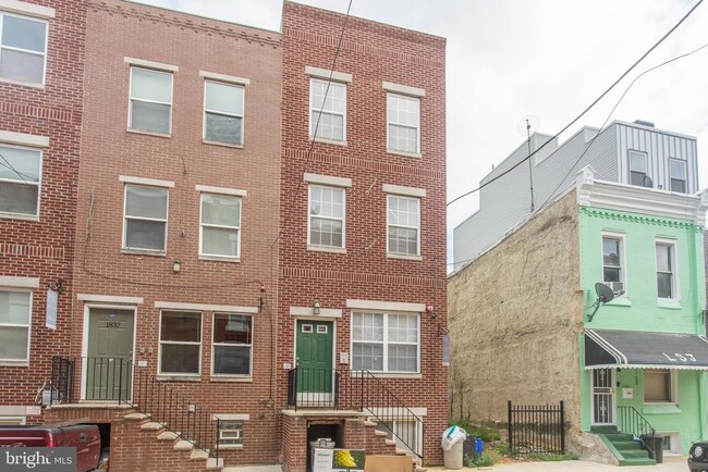 Photo - 1835 Willington St Unit 1