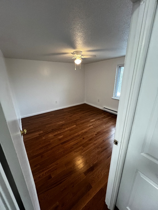 Photo - 142 Burgundy Hill Ln