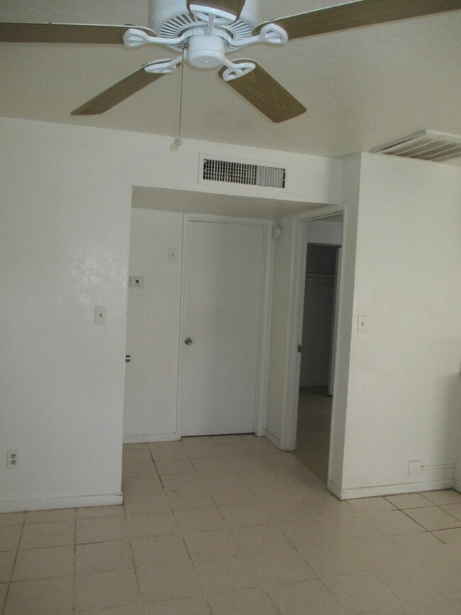 2506 N 29th St Unit 2510