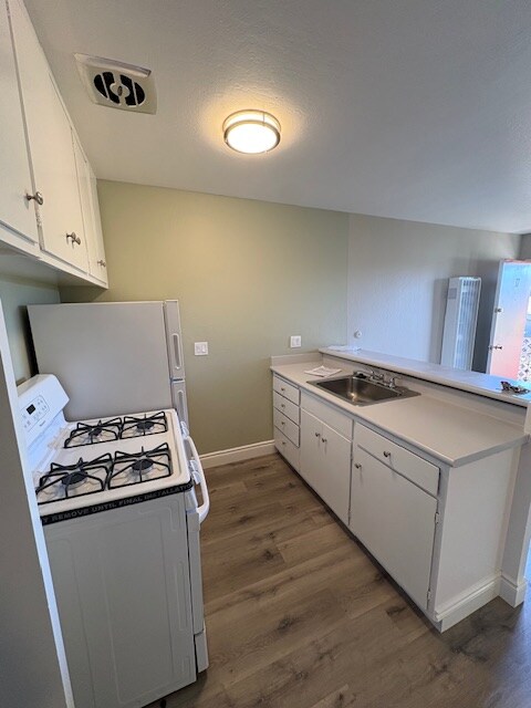 Photo - 5412 Claremont Ave Unidad 17