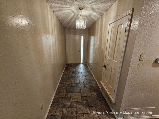 Photo - 6906 Elmwood Ave