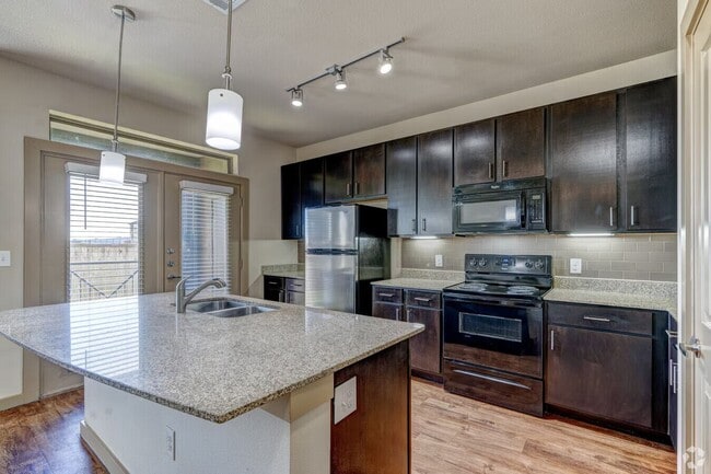 Photo - Light, Bright, Just Right Unit DW2