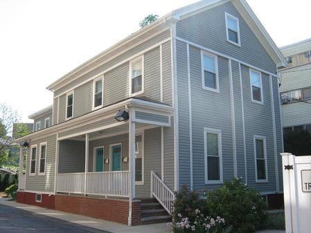 Building Photo - 340 Franklin St Unit 2