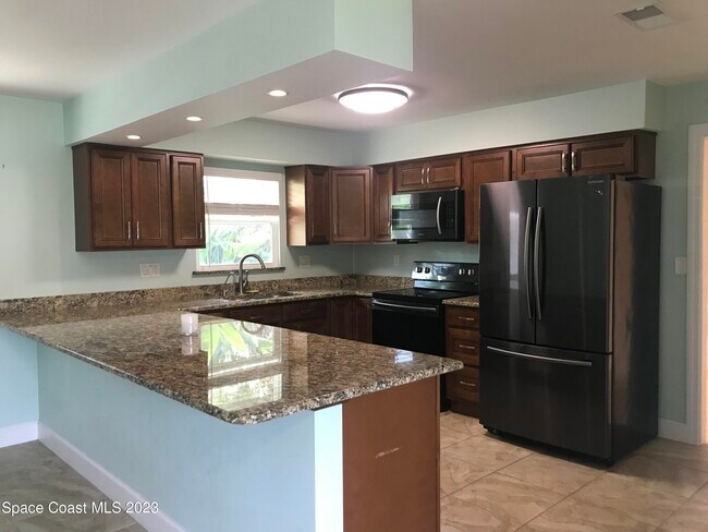 Photo - 136 Atlantic Dr