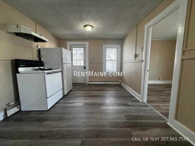 Photo - 172 College Ave Unit 6