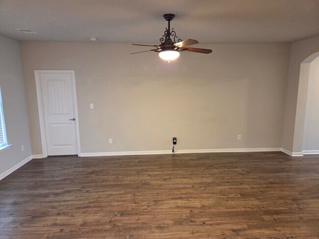 39356 Legacy Lake Dr