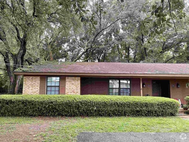 Building Photo - 1453 E Johnson Ave Rental