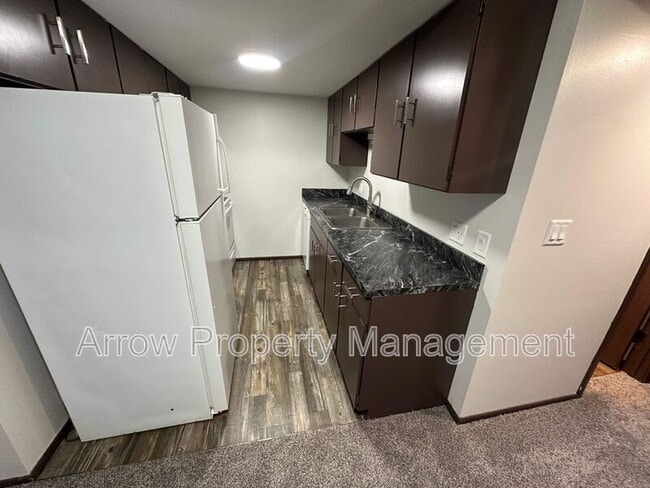 Building Photo - 2933 P St Unit 5 Rental