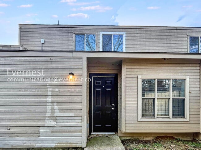 Photo - 246 Creek Cove Dr