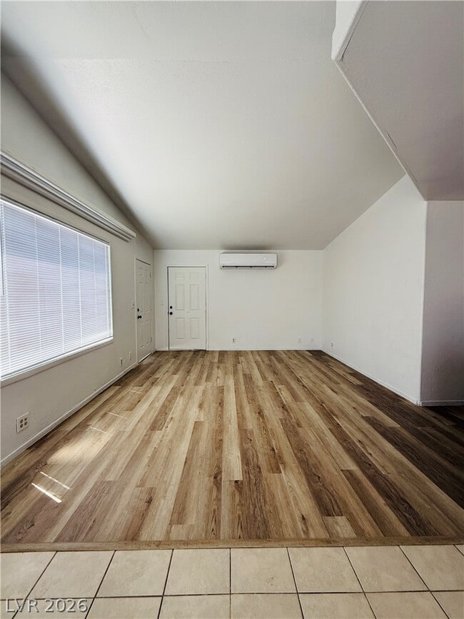 Photo - 1820 Galaxy St