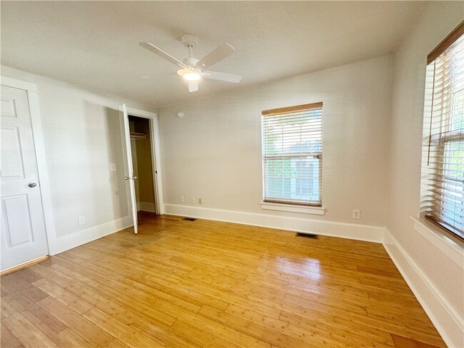 Photo - 120 N Washington Ave