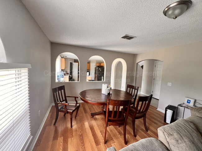 Photo - 14126 Econ Woods Ln