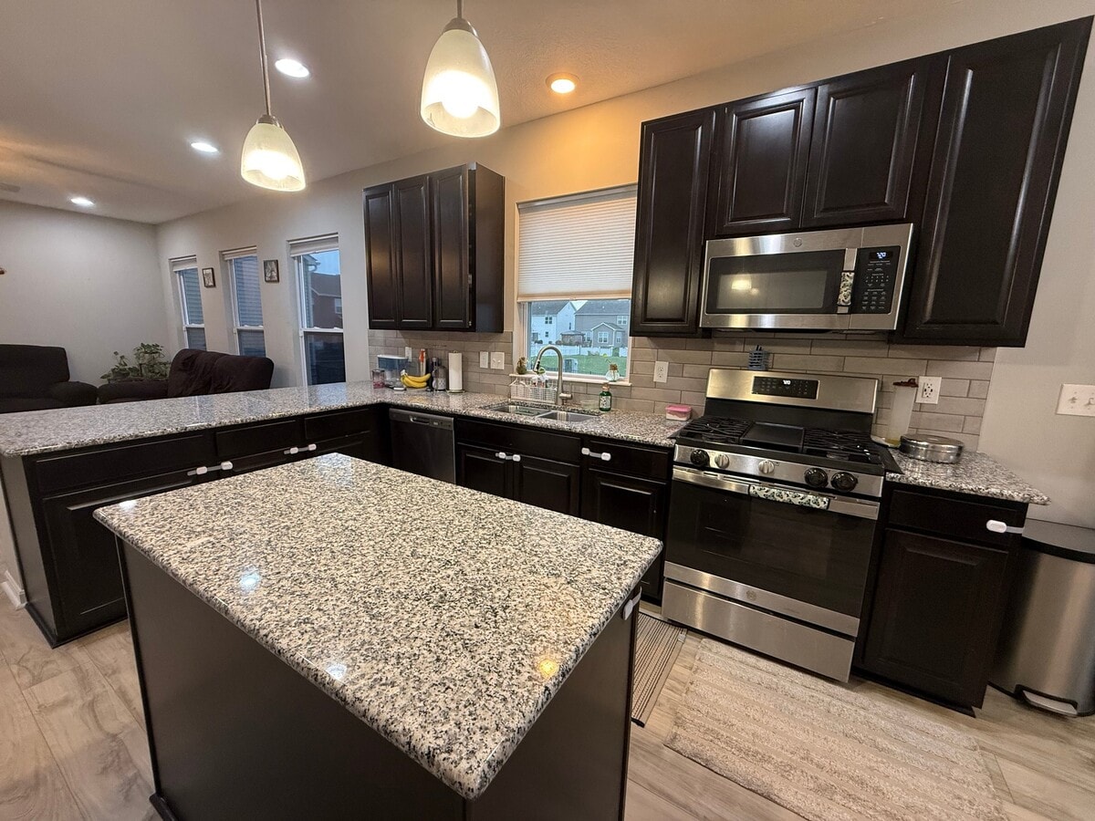 Photo - 669 Habitat Wy