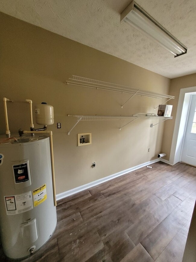 Photo - 70 GA-98 Unit Apartment 74