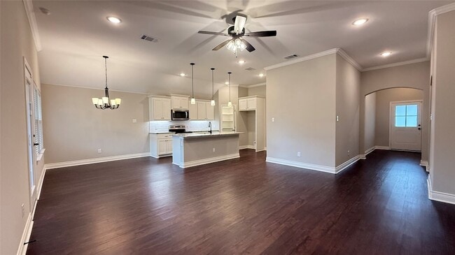 Photo - 704 Ransom Wy