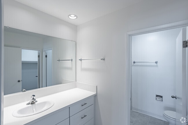 1HAB, 1BA - 11730 Sunset Blvd