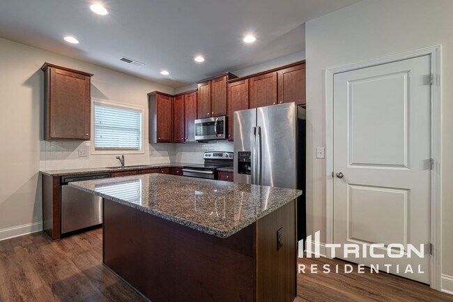 Photo - 1452 Silver Charm Ln