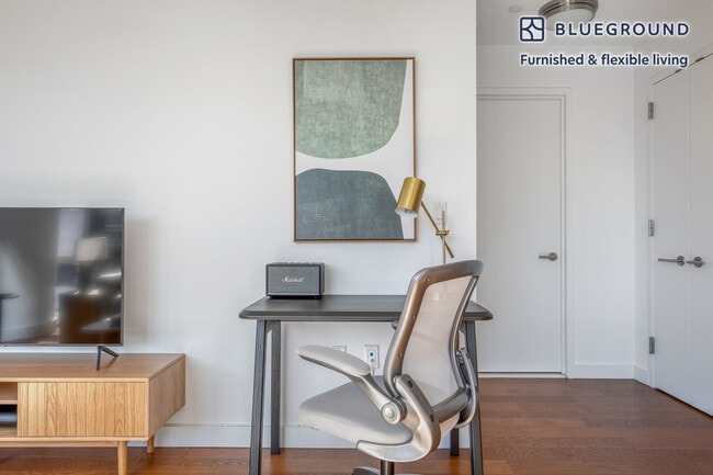 Photo - 435 W 31st St Unit FL20-ID1453